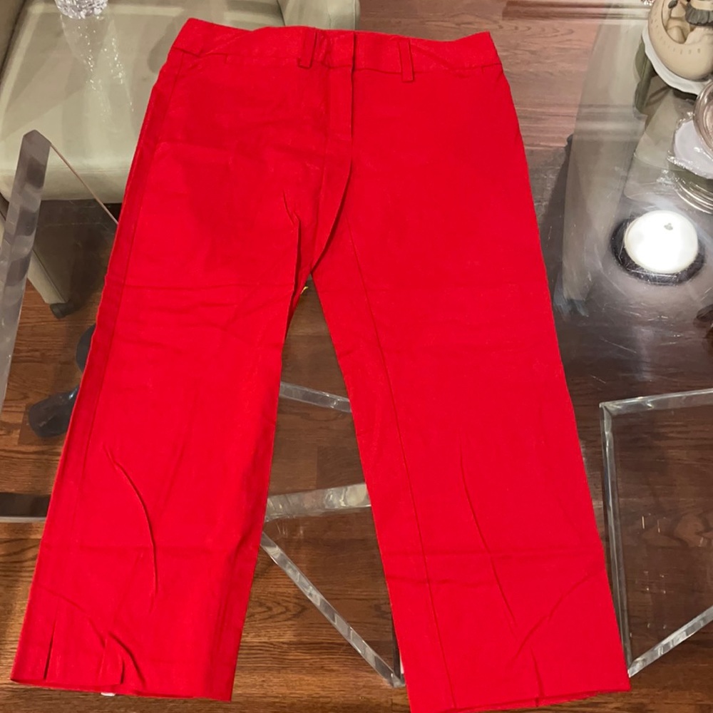 Laundry red Capri pants 6 NWT